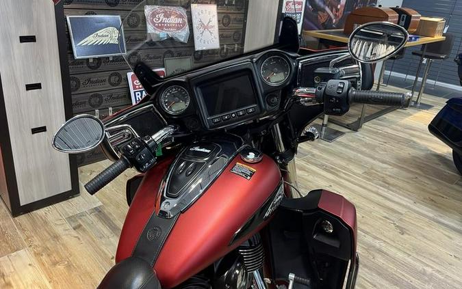 2020 Indian Motorcycle® Roadmaster® Dark Horse® Ruby Smoke