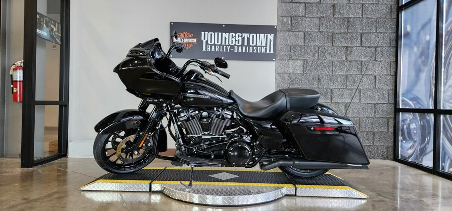 2018 Harley-Davidson® Road Glide® Special FLTRXS