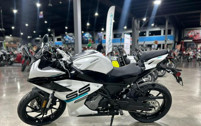 2025 CFMOTO 300SS