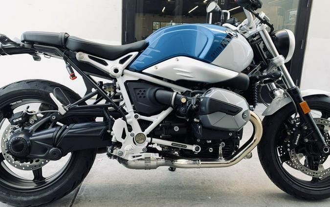 2022 BMW R nineT Pure 719 Cosmic Blue Metallic/Light White