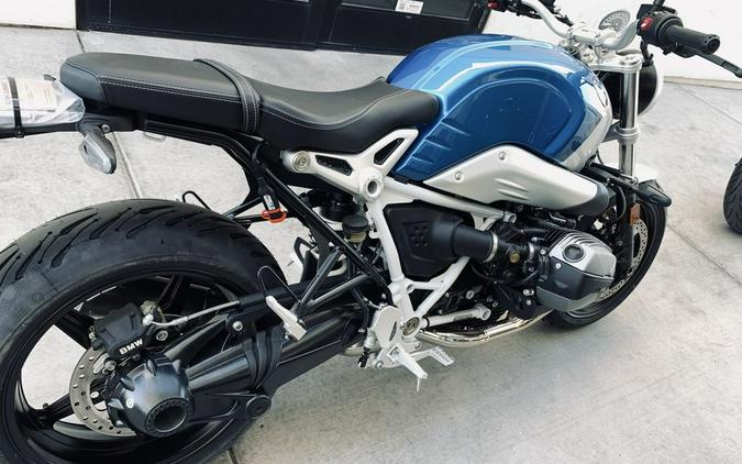 2022 BMW R nineT Pure 719 Cosmic Blue Metallic/Light White