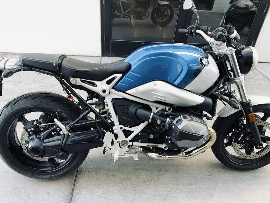 2022 BMW R nineT Pure 719 Cosmic Blue Metallic/Light White