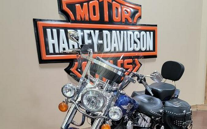 2015 Harley-Davidson® FLSTC - Heritage Softail® Classic