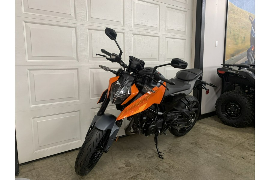 2024 KTM 250 DUKE