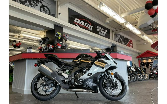 2026 Kawasaki Ninja® ZX™-4RR ABS
