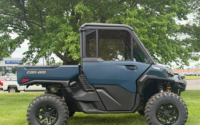 2026 Can-Am Defender Limited HD11