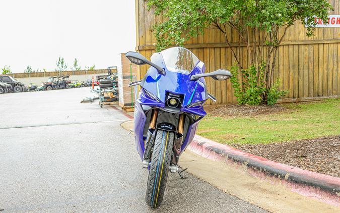 2026 YAMAHA YZFR9