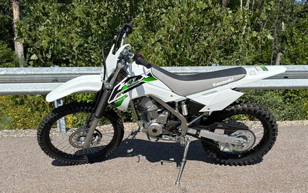 2027 Kawasaki KLX 140R F