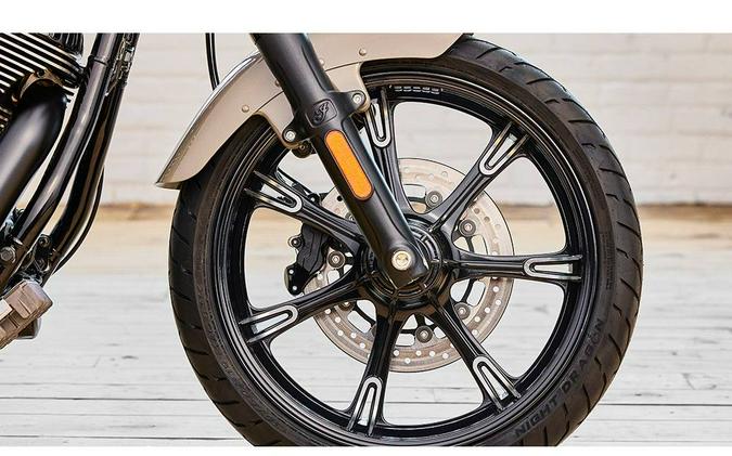2023 CHIEF DARK HORSE - Indian Motorcycle