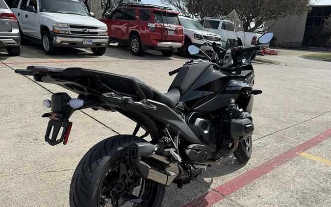2026 BMW R 1300 RS Triple Black