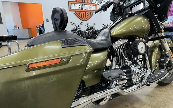 2016 Harley-Davidson® FLHX - Street Glide®