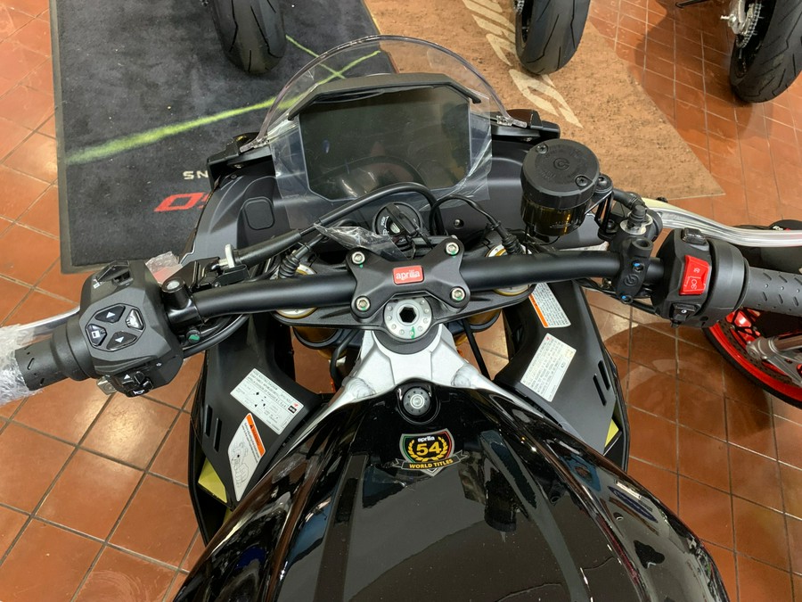 2022 APRILIA TUONO V4 FACTORY 1100