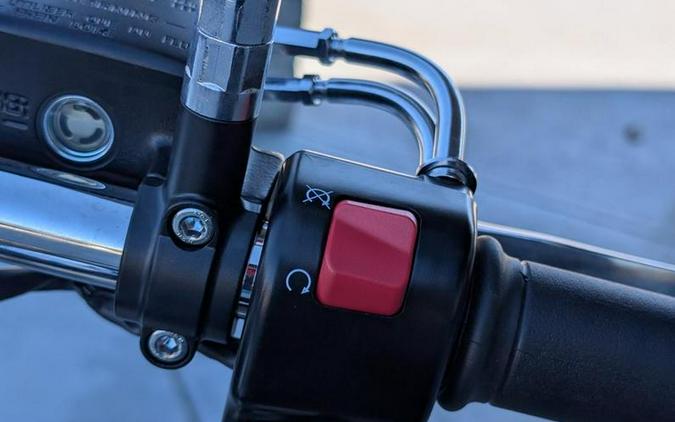 2026 Kawasaki Vulcan® 900 Classic LT