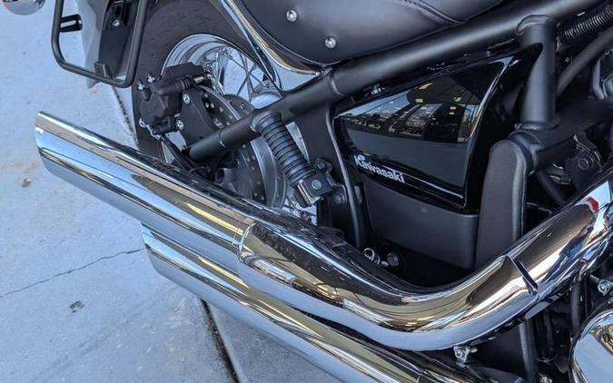 2026 Kawasaki Vulcan® 900 Classic LT