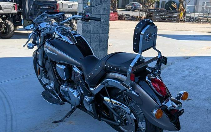 2026 Kawasaki Vulcan® 900 Classic LT