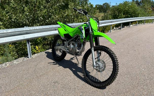 2027 Kawasaki KLX 140R F