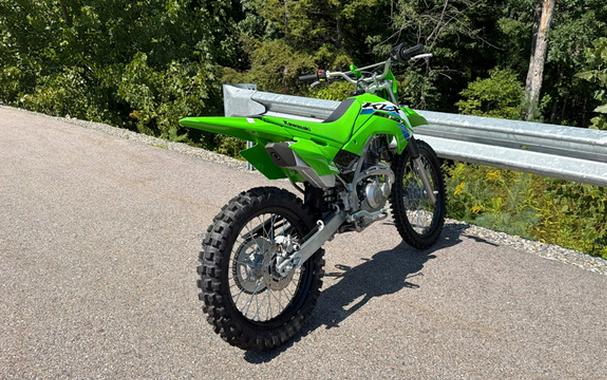 2027 Kawasaki KLX 140R F