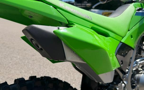 2027 Kawasaki KLX 140R F