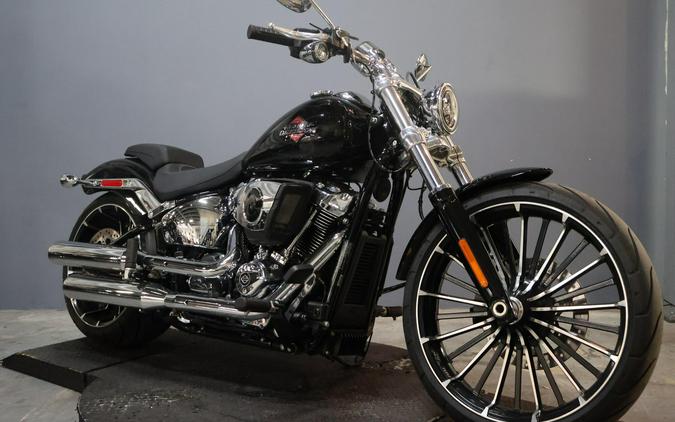 2025 Harley-Davidson Breakout