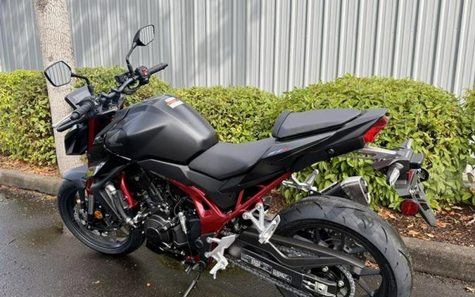 2026 Honda CB750 Hornet E-Clutch
