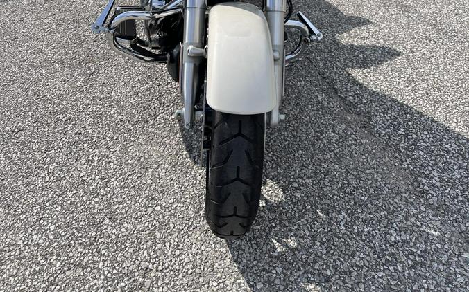 2022 Harley-Davidson® Street Glide® Special White Sand Pearl