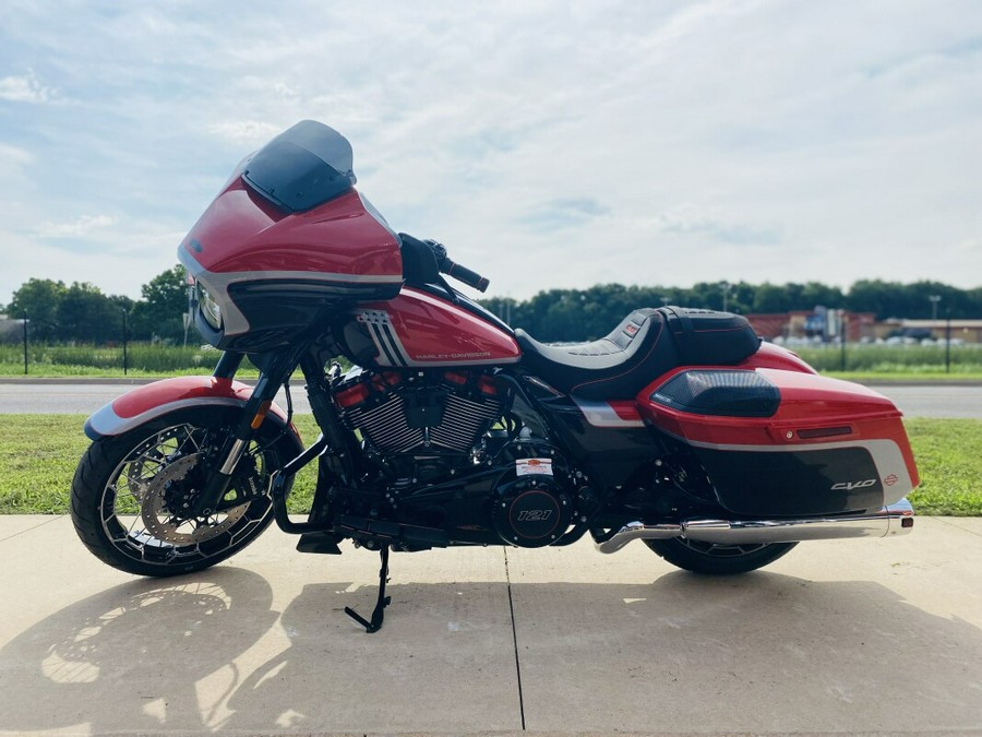 FLHXSE 2024 CVO™ Street Glide®