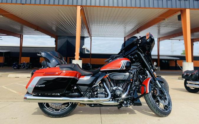 FLHXSE 2024 CVO™ Street Glide®