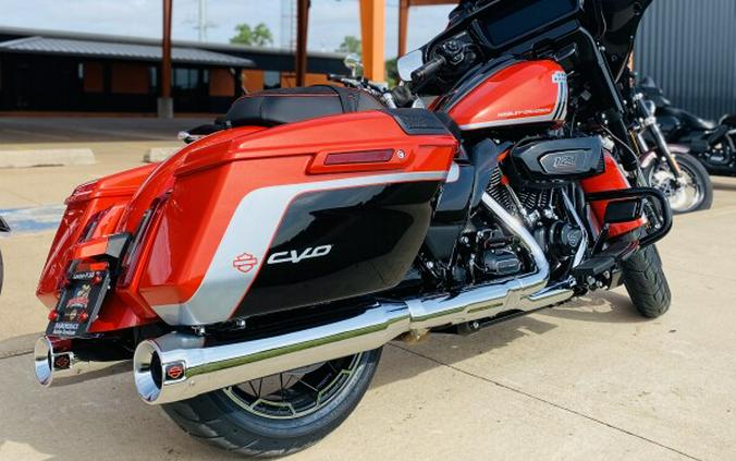 FLHXSE 2024 CVO™ Street Glide®