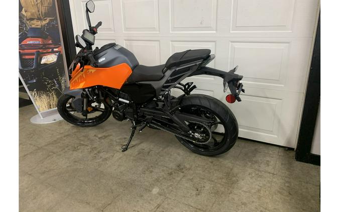 2024 KTM 250 DUKE