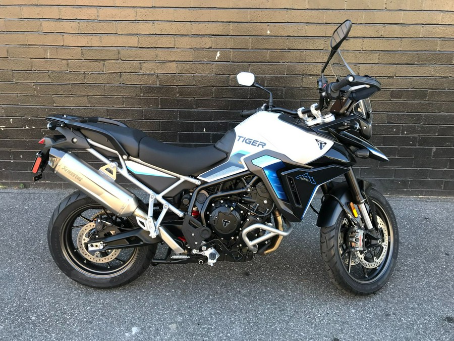 2026 Triumph Tiger 900 Alpine Edition