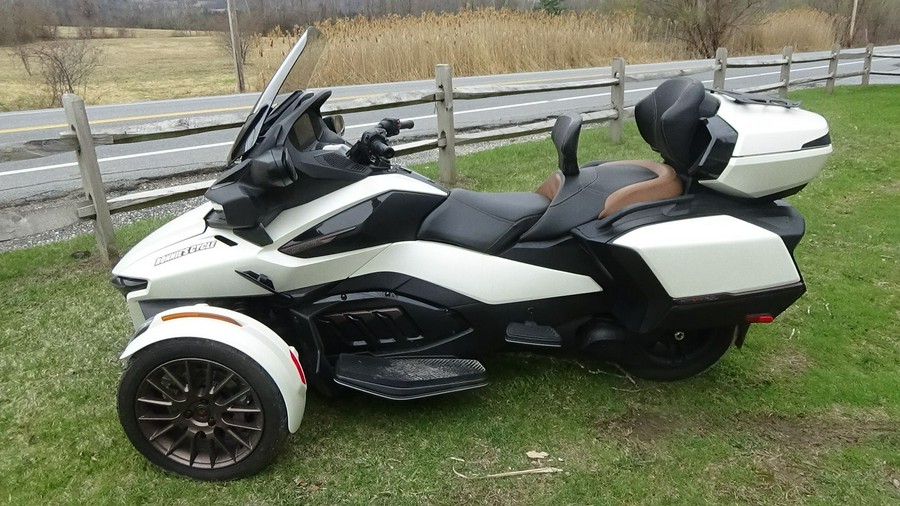 2024 Can-Am Spyder RT Sea-to-Sky