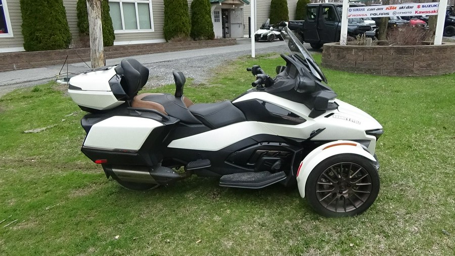 2024 Can-Am Spyder RT Sea-to-Sky