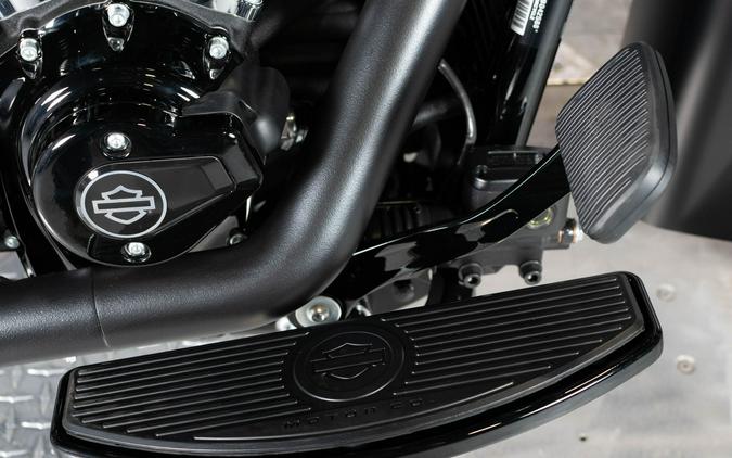 2026 Harley-Davidson Deadwood FLHD