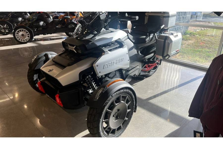 2025 Can-Am CANYON XT