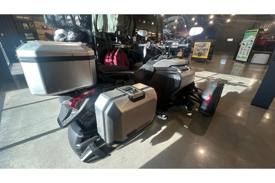 2025 Can-Am CANYON XT