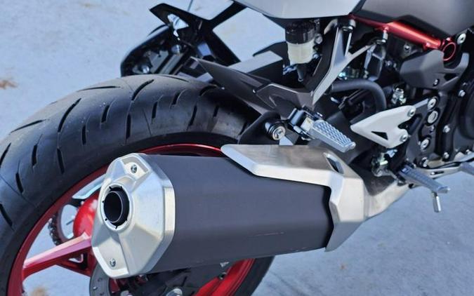 2026 Kawasaki Z500 SE ABS