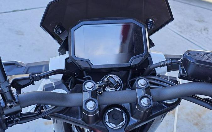 2026 Kawasaki Z500 SE ABS