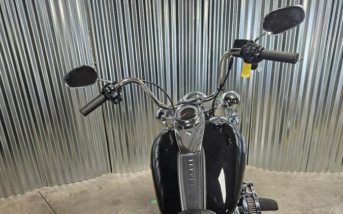 2023 Harley-Davidson Heritage Classic Vivid Black - Black Finish