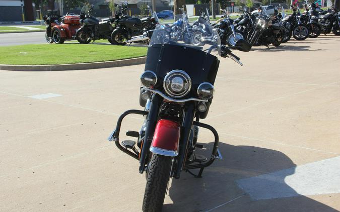 2026 Harley-Davidson FLHC Heritage Classic