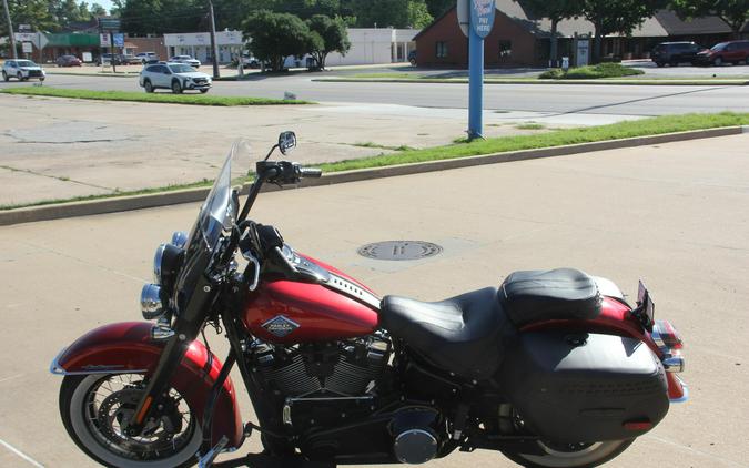 2026 Harley-Davidson FLHC Heritage Classic
