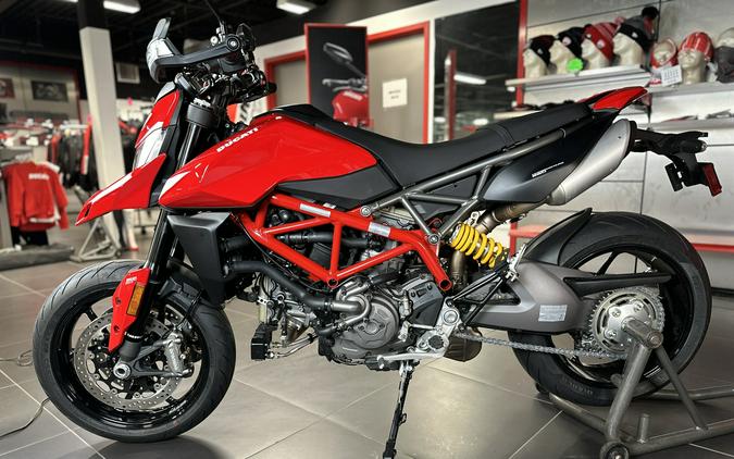 2024 Ducati HYPERMOTARD 950