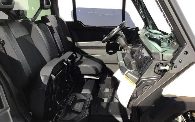 2026 Can-Am® Defender Limited HD11 Desert Tan & Carbon Black