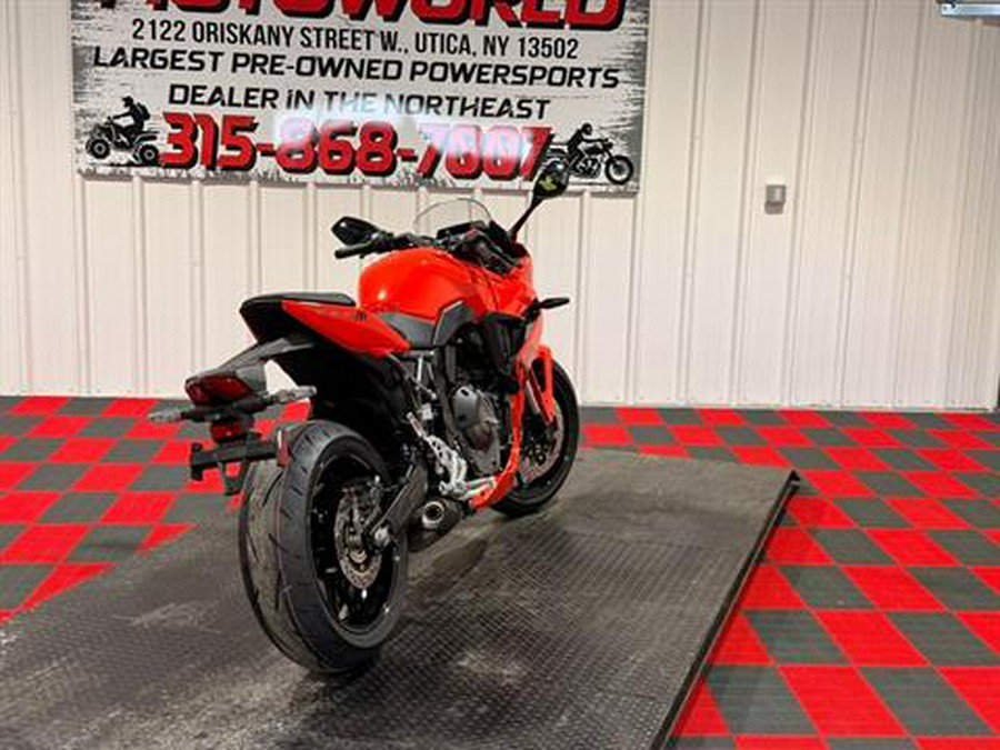 2026 Suzuki GSX-8R