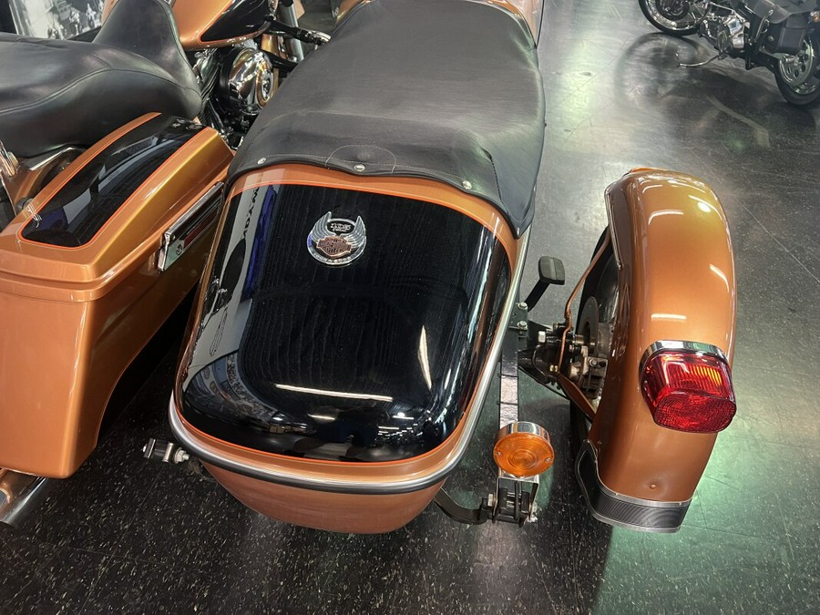 2008 Harley-Davidson Street Glide® 105th Anniversary W/ Sidecar
