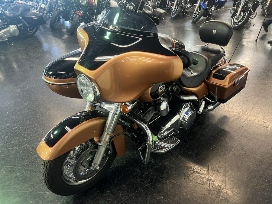 2008 Harley-Davidson Street Glide® 105th Anniversary W/ Sidecar