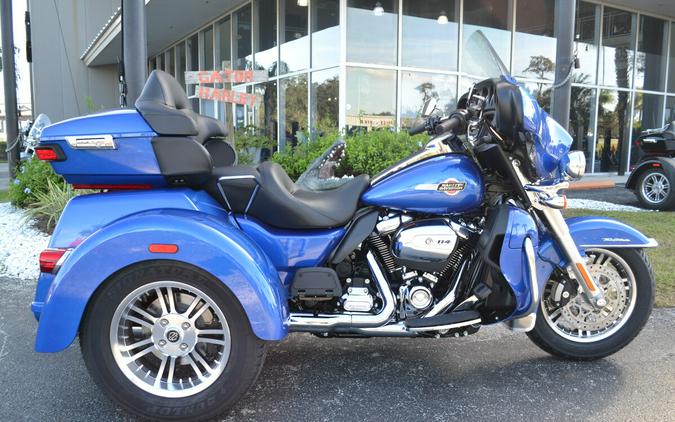 2024 Harley-Davidson Tri Glide Ultra Blue Burst - FLHTCUTG