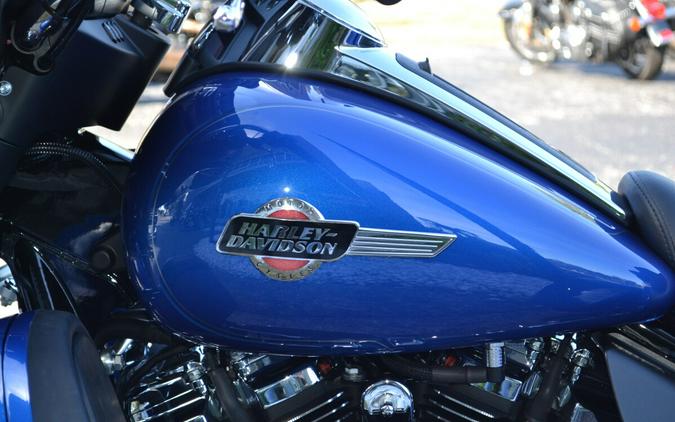 2024 Harley-Davidson Tri Glide Ultra Blue Burst - FLHTCUTG