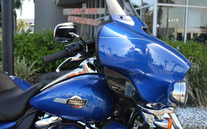 2024 Harley-Davidson Tri Glide Ultra Blue Burst - FLHTCUTG