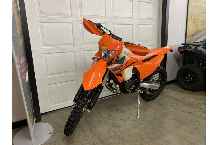 2025 KTM 150 XC-W