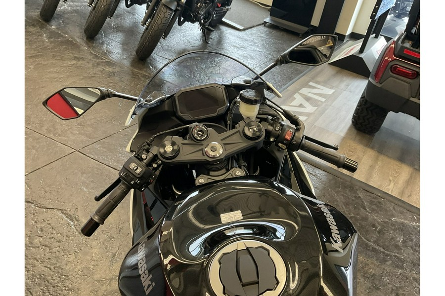 2026 Kawasaki NINJA® ZX™-6R ABS